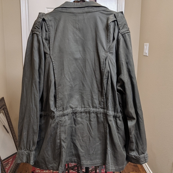 Plus Military Jacket! - Picture 14 of 14